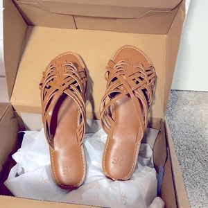 NIB Just Fab Frida Women 8.5 Sandals Brown Flat Slip On Slide Sandals